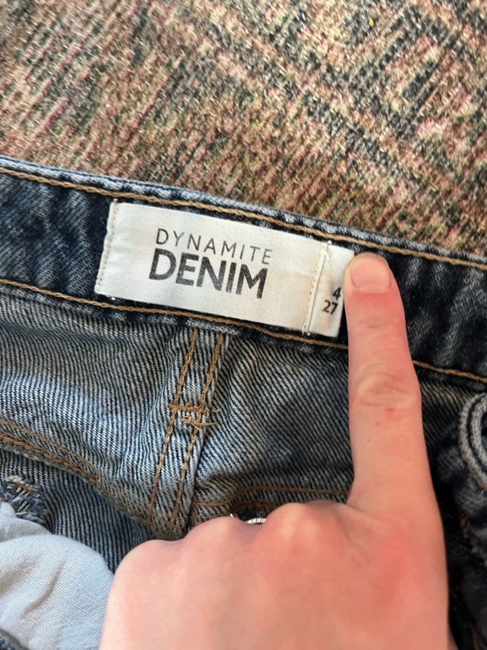 Dynamite Women's Wide-Leg Jeans in Dark Wash Blue - Picture 3 of 3